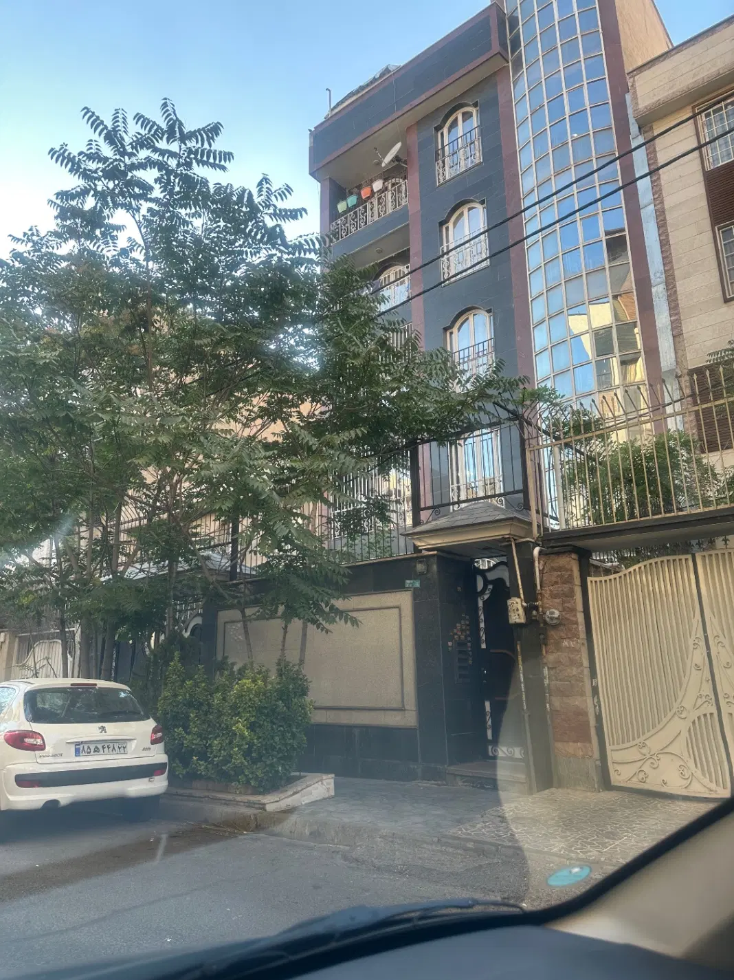 اپارتمان تک واحدی