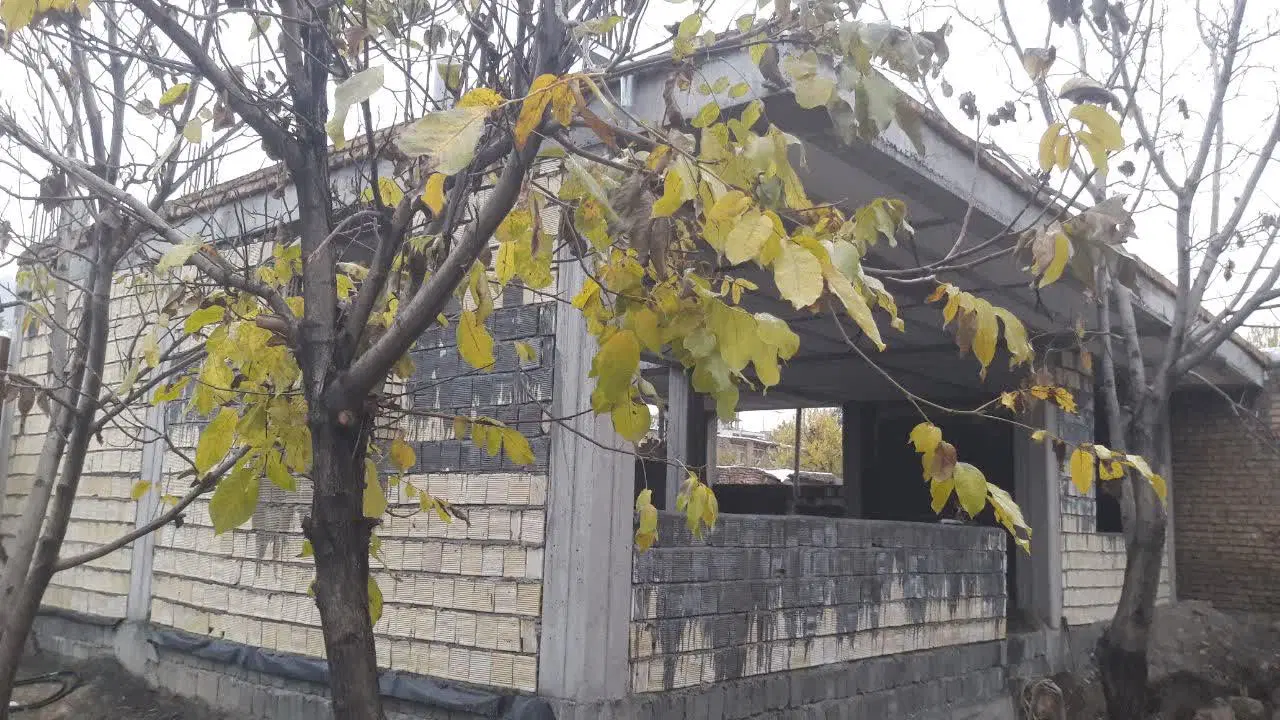 منزل نیمه کاره