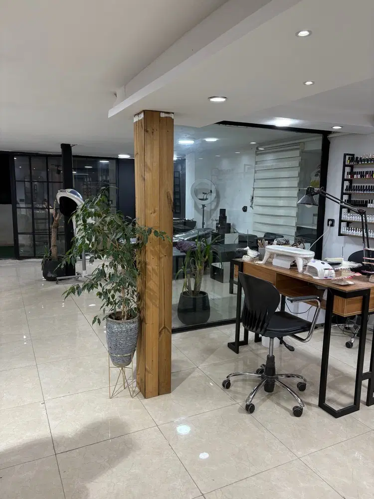 اجاره لاین سالن زیبایی