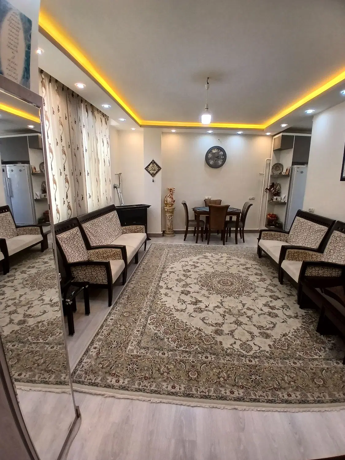 آپارتمان ۷۷ متری _ طالقانی