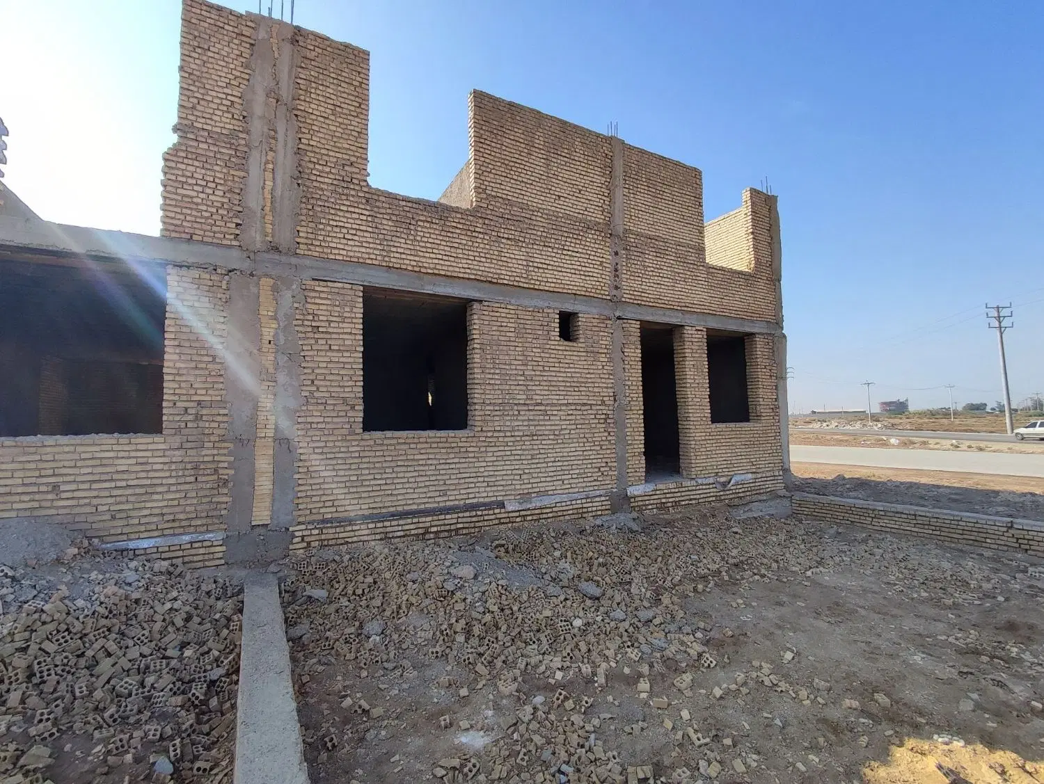 زمین مسکونی