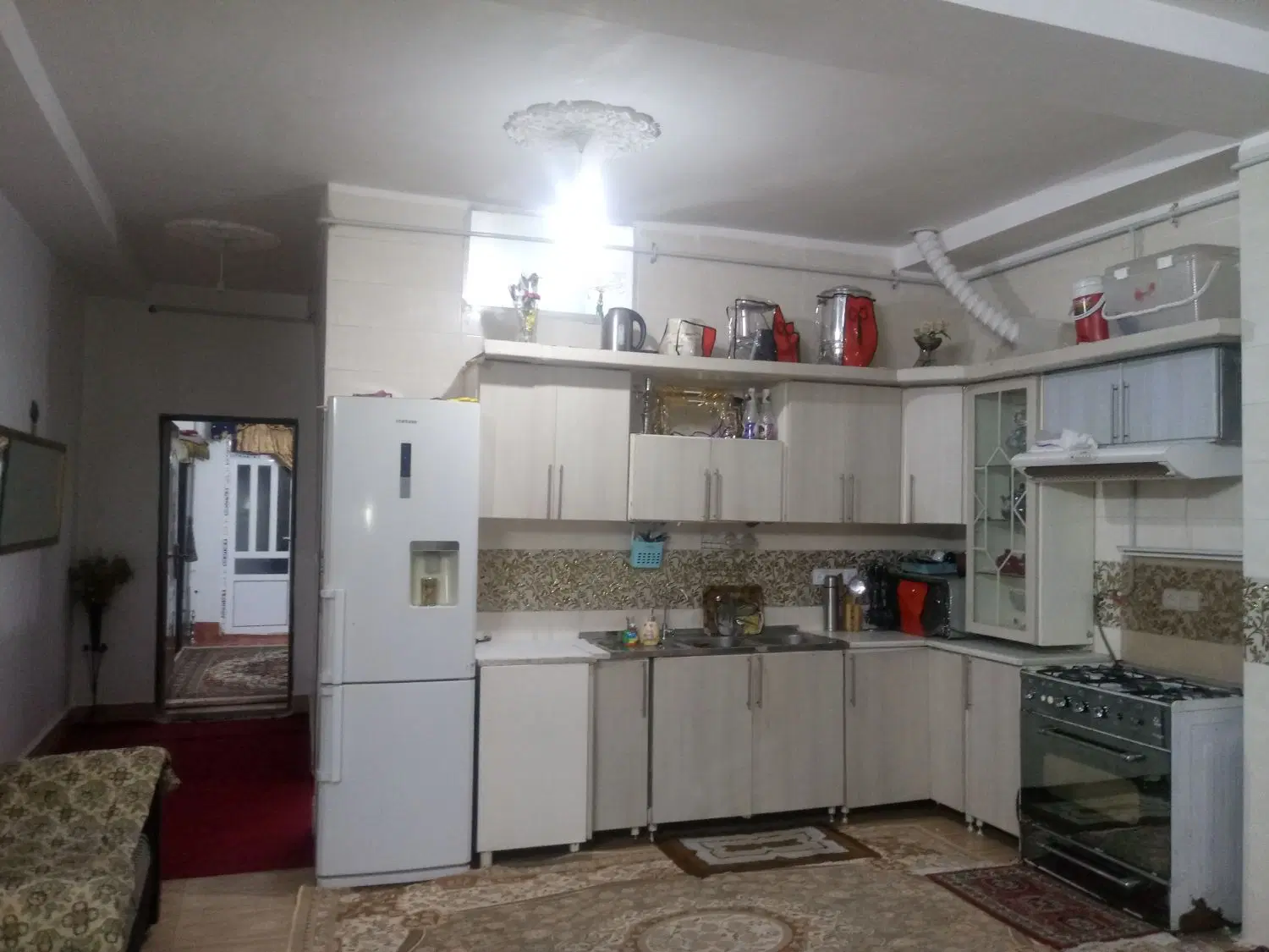طبقه همکف 100متری  راه جدا خیام 4