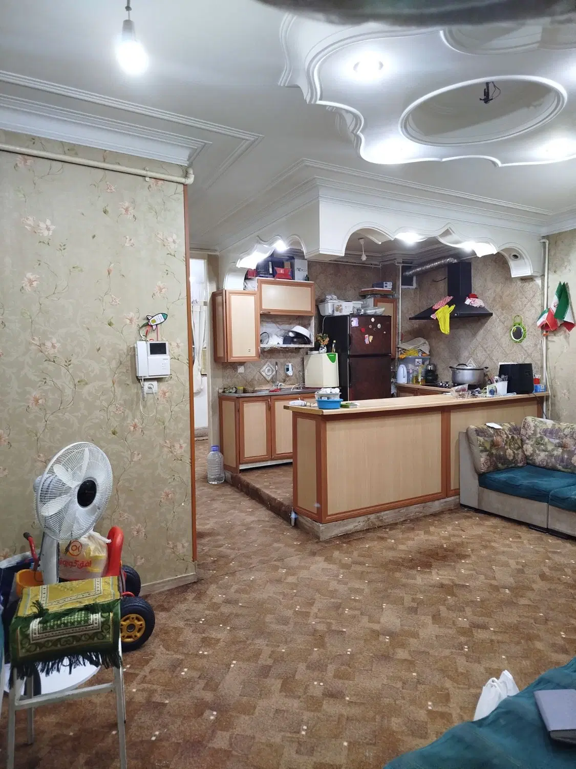 70متری دو خواب آسانسور دار