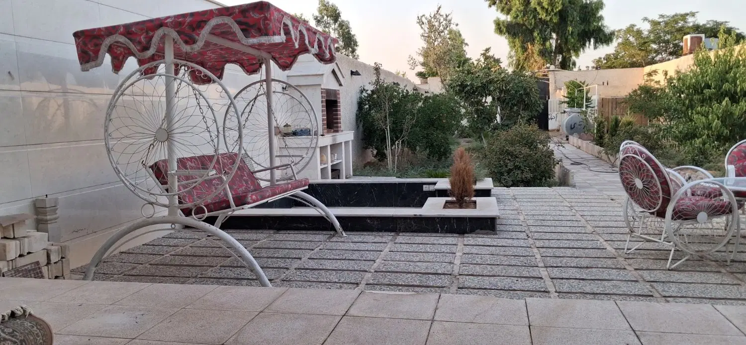 500 متر باغچه با حدود 70 متر بتا
