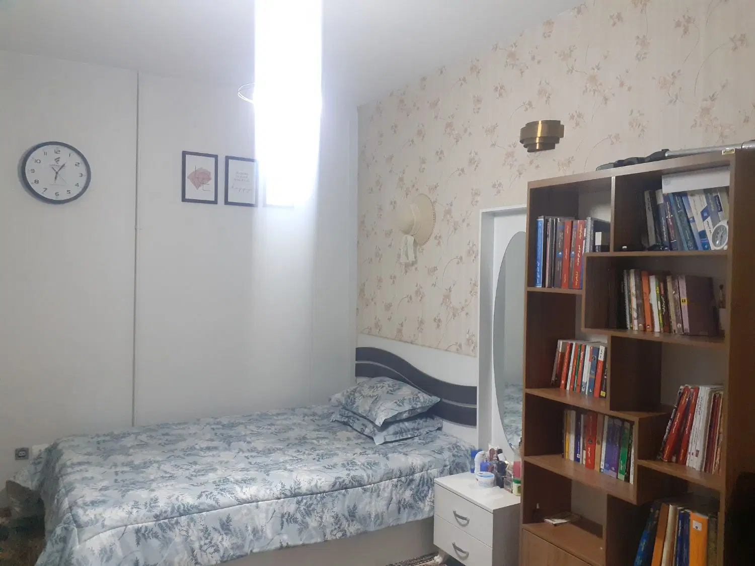 ۷۴ متر دو خوابه در طبقه دوم خ قصرالدشت طوس