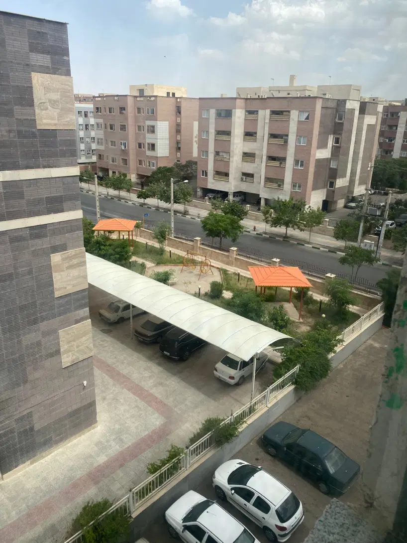 واحد۷۹ متری دو خواب _تک بلوک _ تخلیه