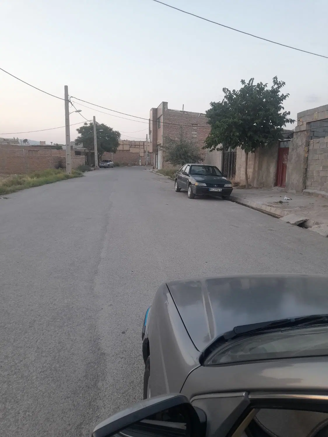 الوارسفلی زمین ۷۵متری