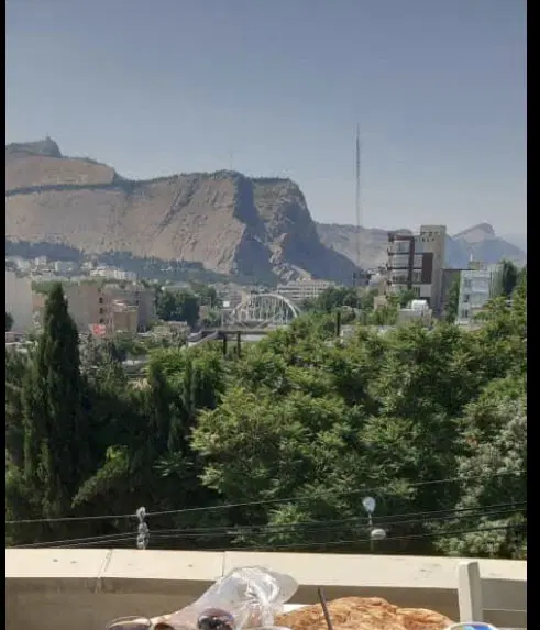 آپارتمان روبروی پارک معلم