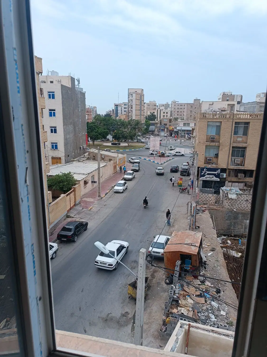 ویلایی 4خوابه پلاک 2 پشت بانک صادرات