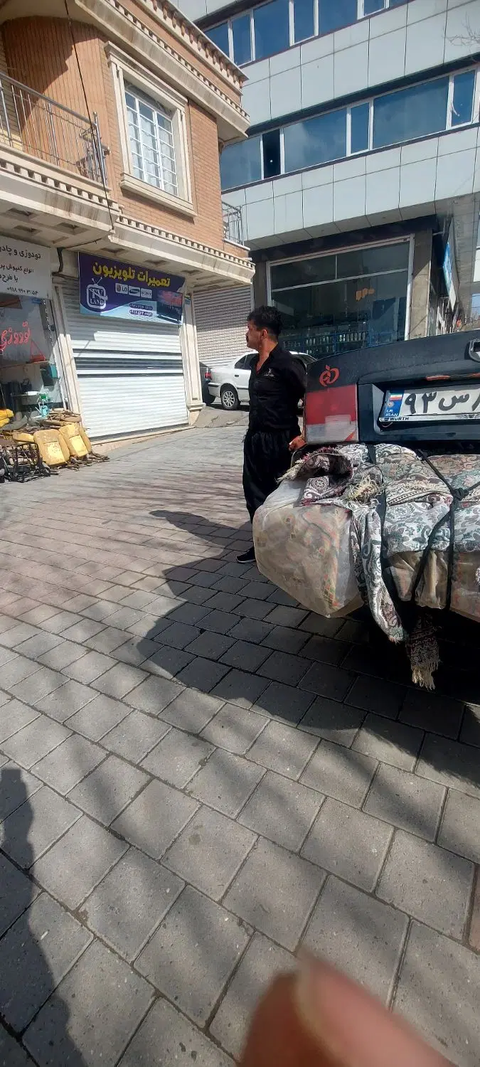 مغازه خیابان انقلاب میدان سنندجی