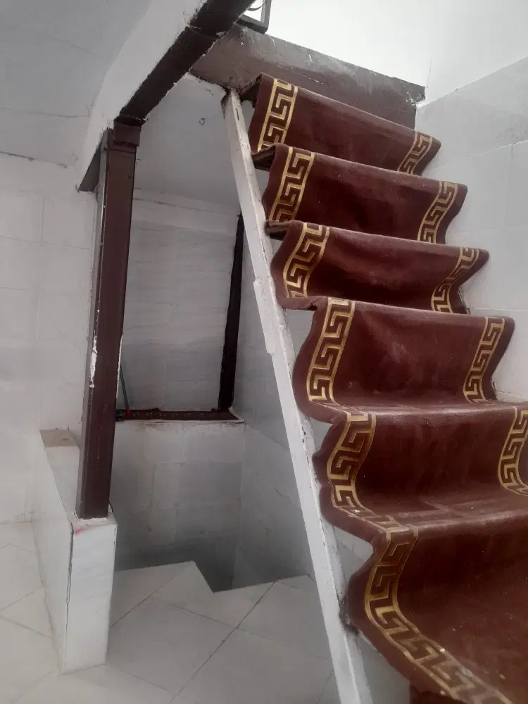 فروش یک ساختمان دربست به صورت دوبلکس