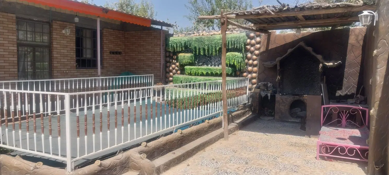 باغ،و ویلا ۷۵۰ متری قلعه سفید(گلدشت)