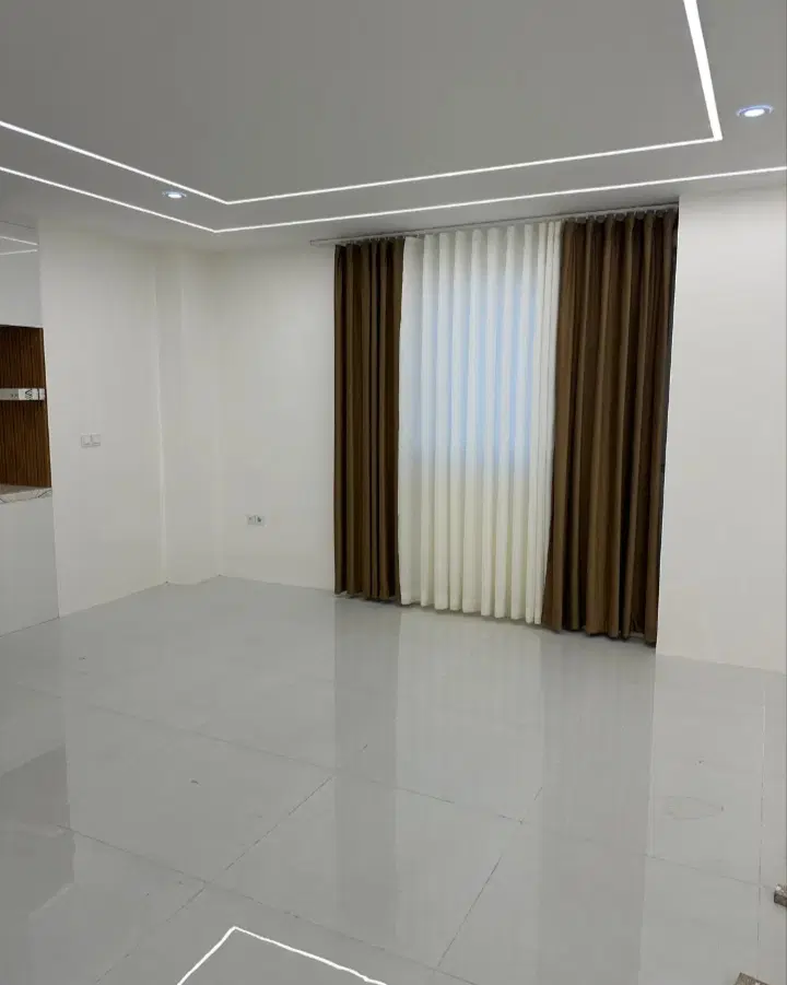 فروش آپارتمان دوخوابه صدرا فاز یک