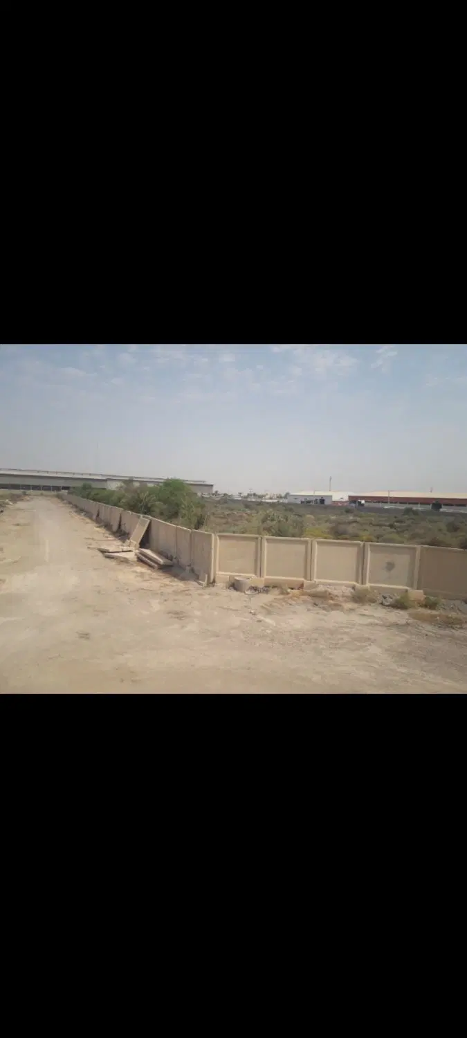 ۲۲ هکتار جهت کارخانه ، تعاونی مسکن ، پیل خورشیدی
