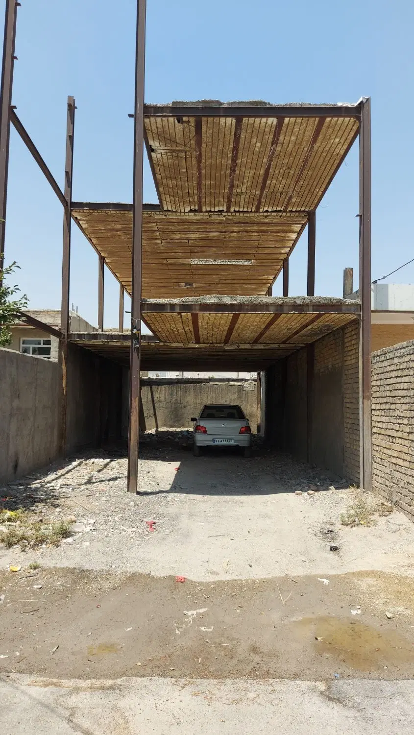اسکلت دو طبقه آماده ساخت . سند تک برگ ۱۲۷ متر