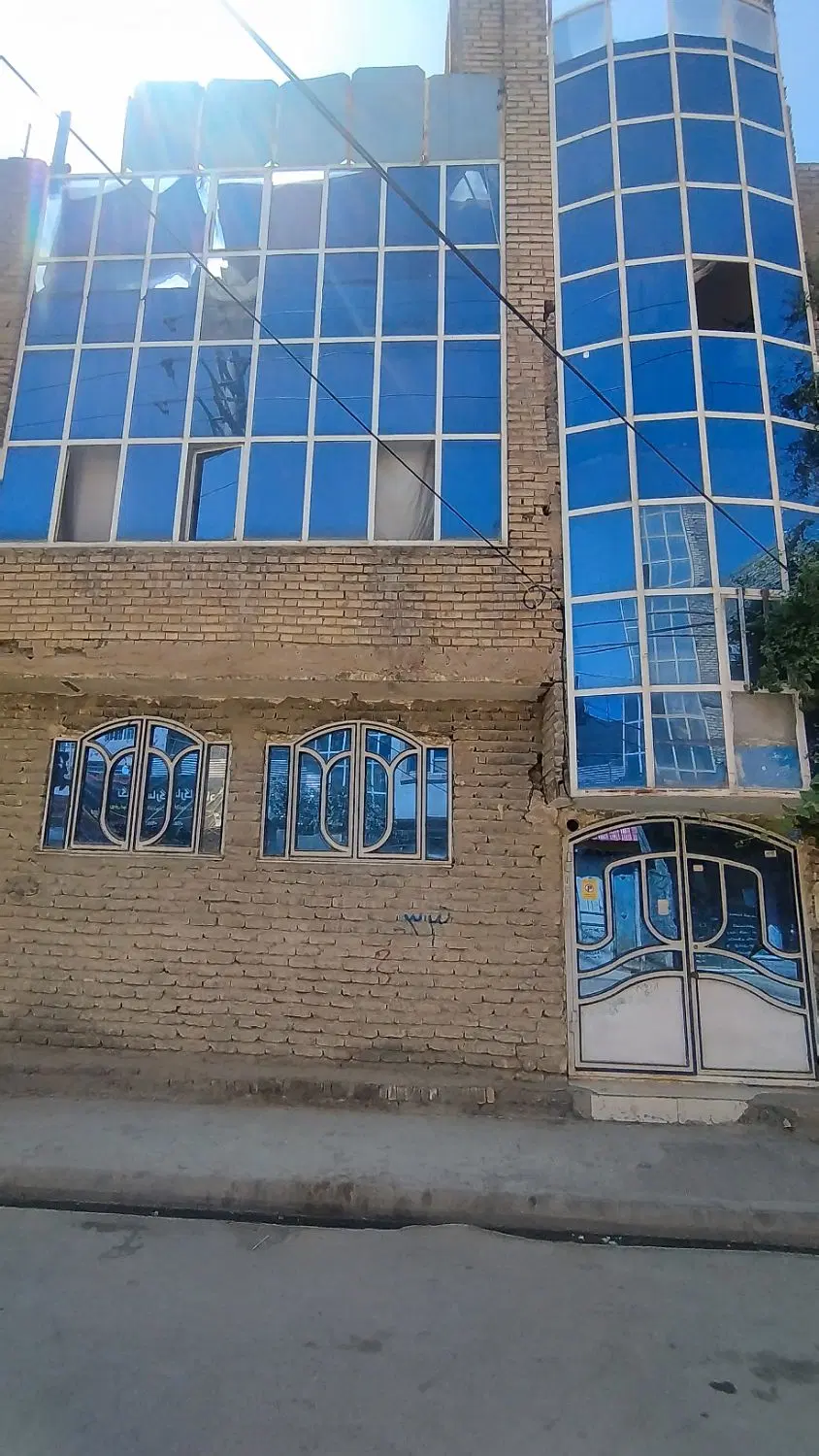 اجاره رهن آپارتمان دوطبقه ۸۰ متری