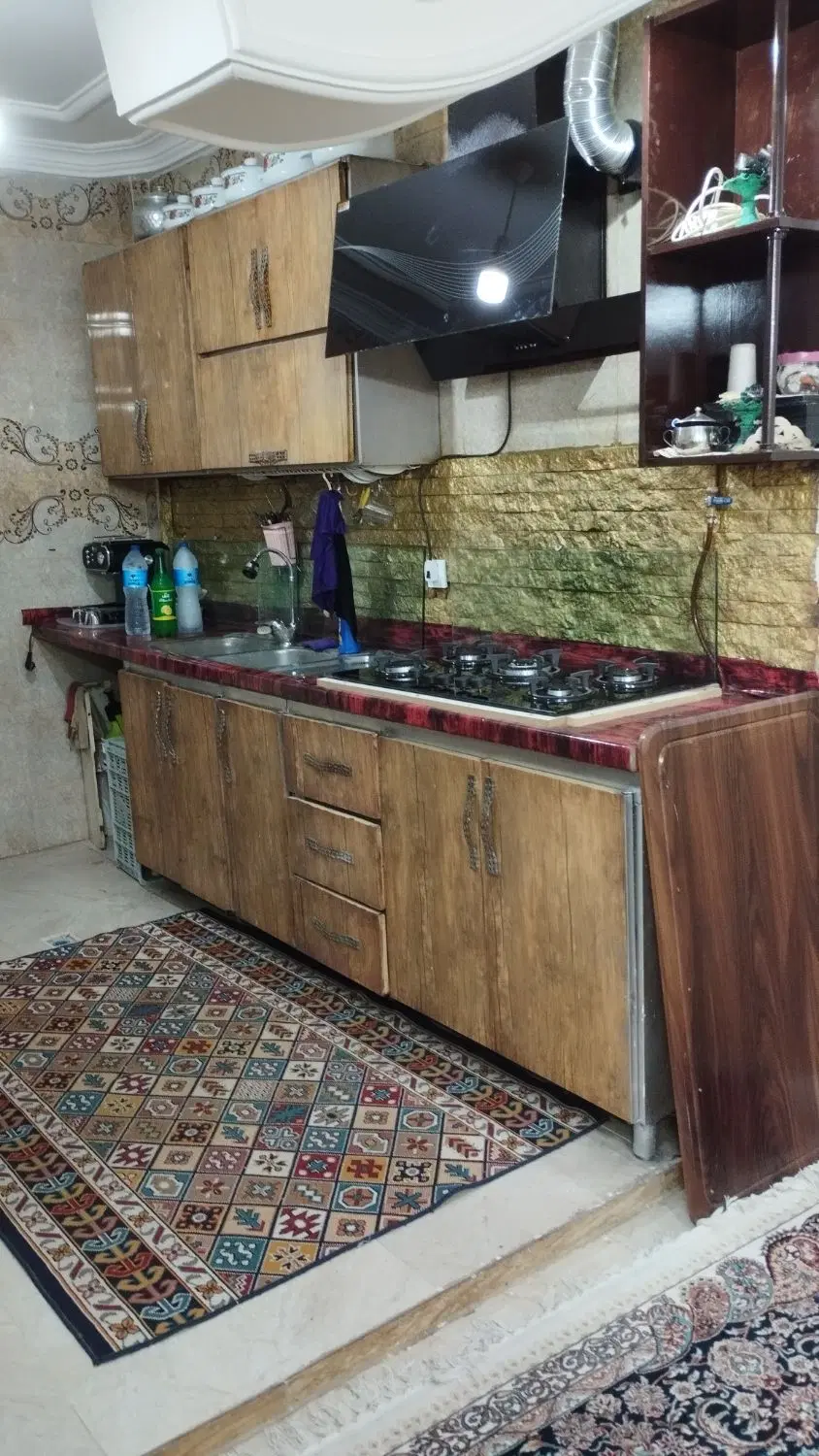 در فروش خانه و ویلا