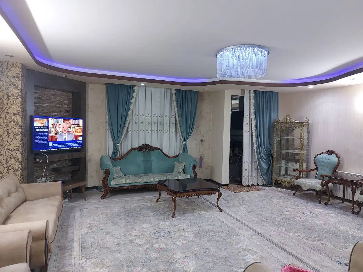 اجاره آپارتمان ۱۲۰ متری دو خوابه چهارباغ