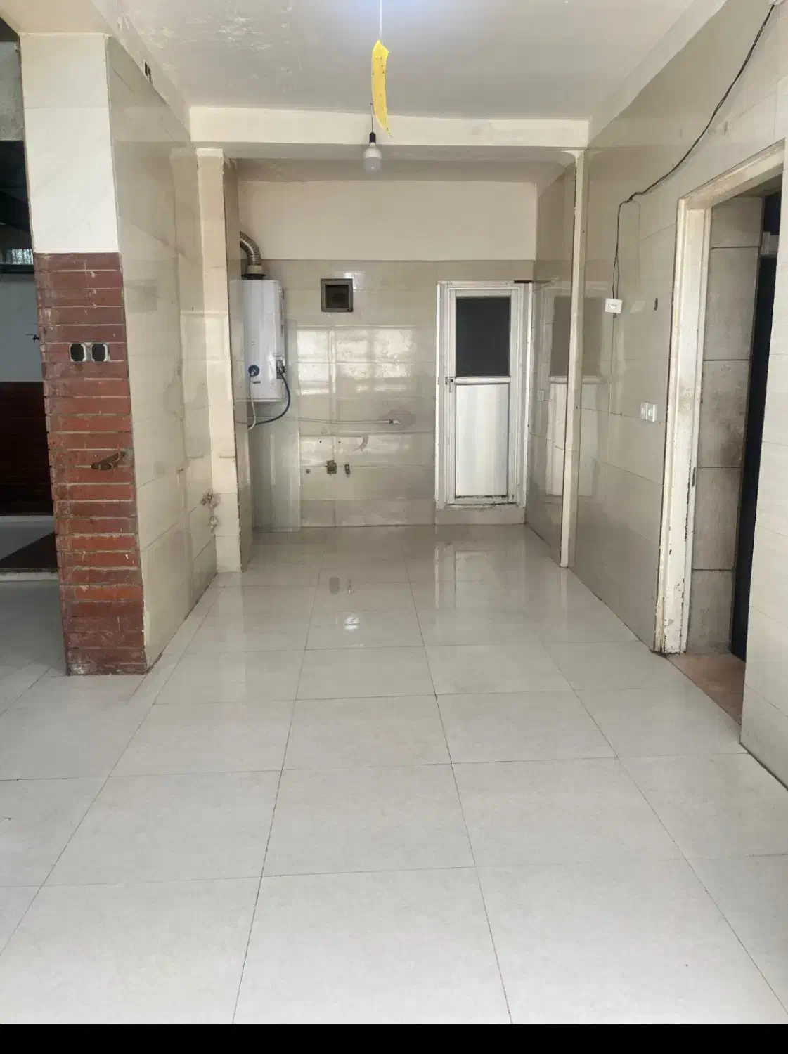 رهن و اجاره مغازه تجاری به متراژ ۱۶۰ متر