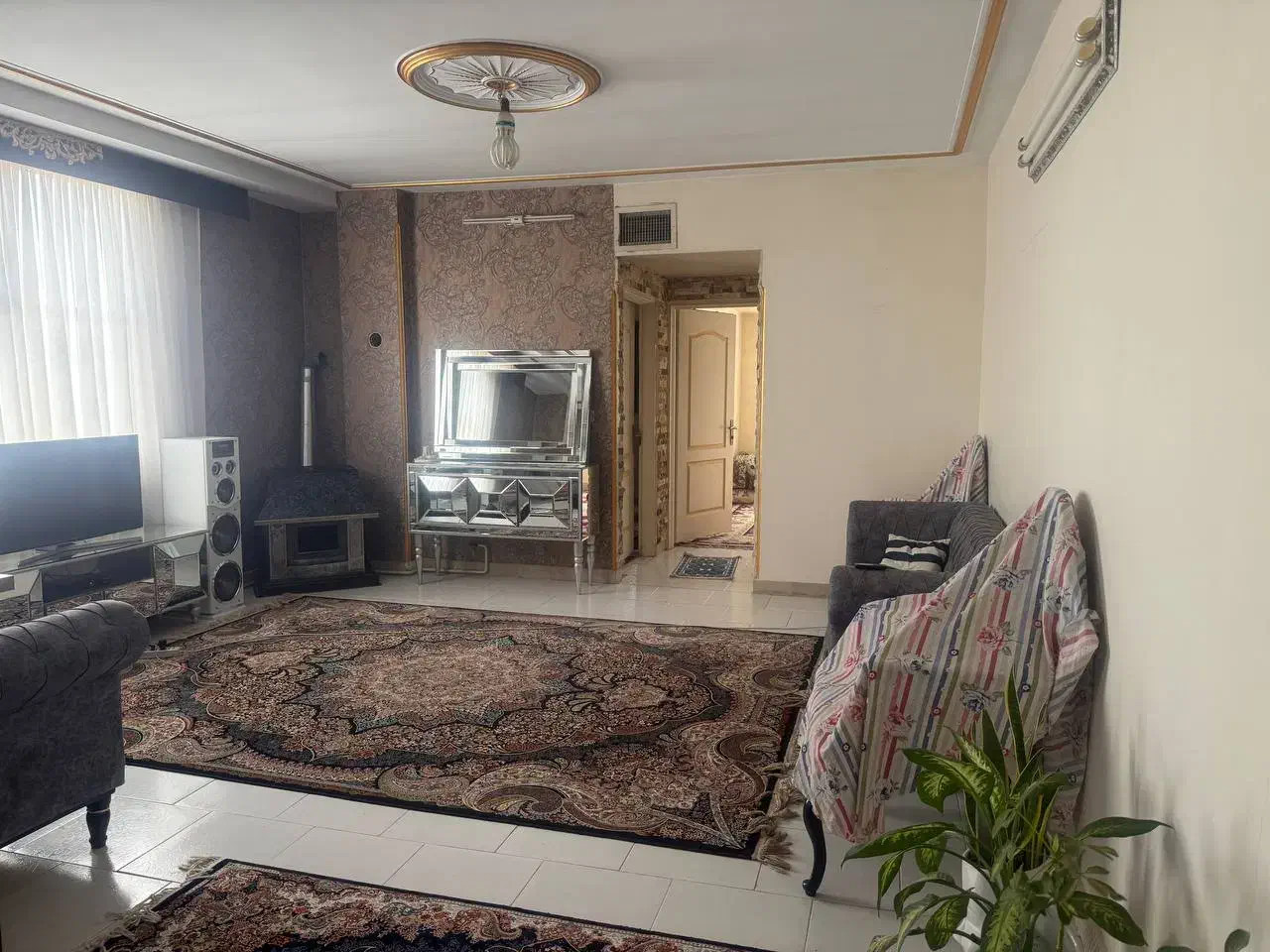 رهن آپارتمان 68 متری دو خوابه