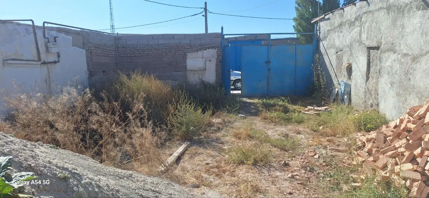 ۲۴۰متر خانه نیمه ساز در اقبلاغ رستم خان