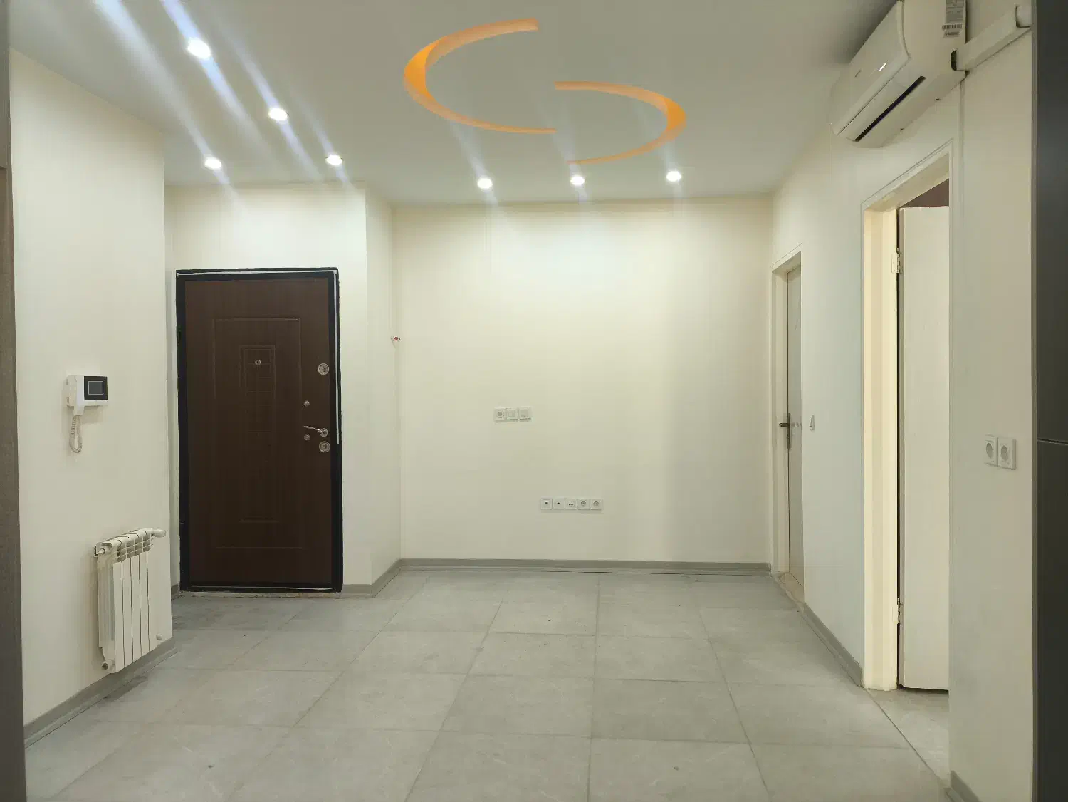 اجاره 45 متری پارکینگ موتور