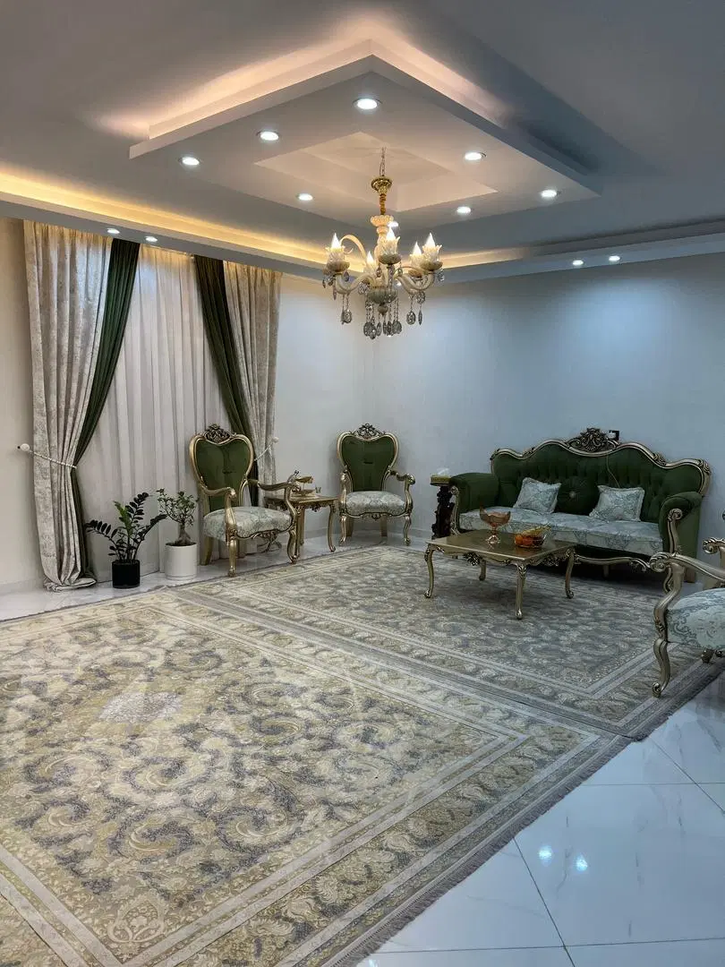 70 متر سند تک برگ پشت شهرداری پارکینگدار