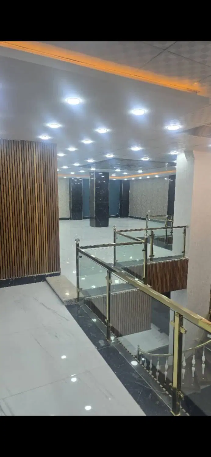 اجاره مغازه ۲۵۰ متری