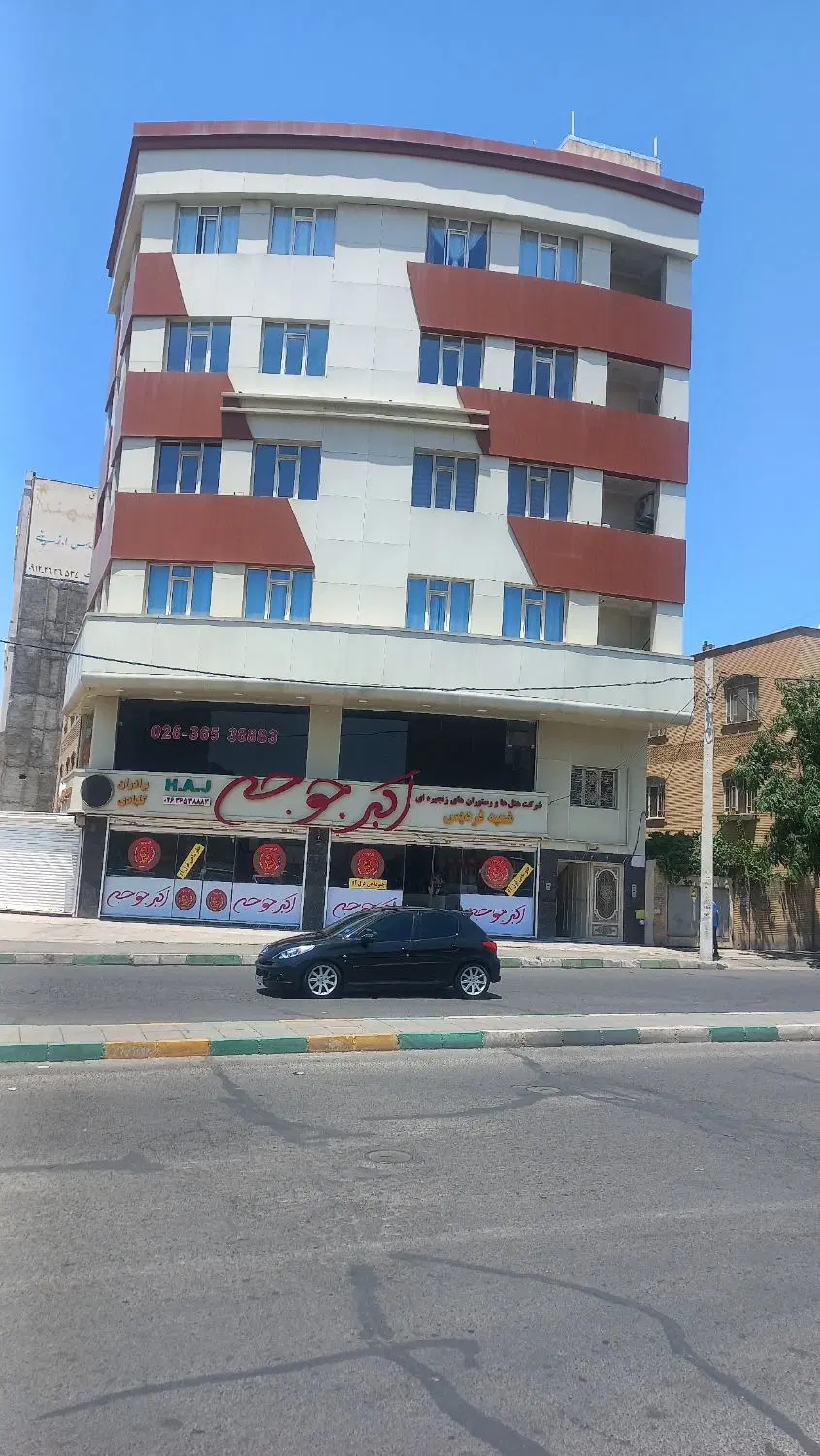 واحد۱۲۵متری موقعیت اداری