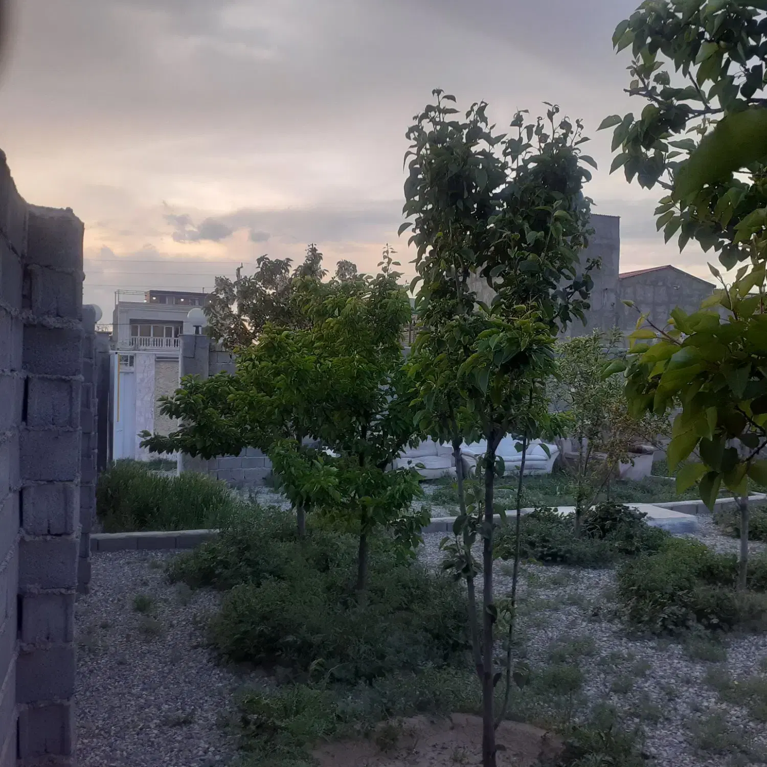 زمین مسکونی 105 متری چهار دیواری کوهسار،کردان