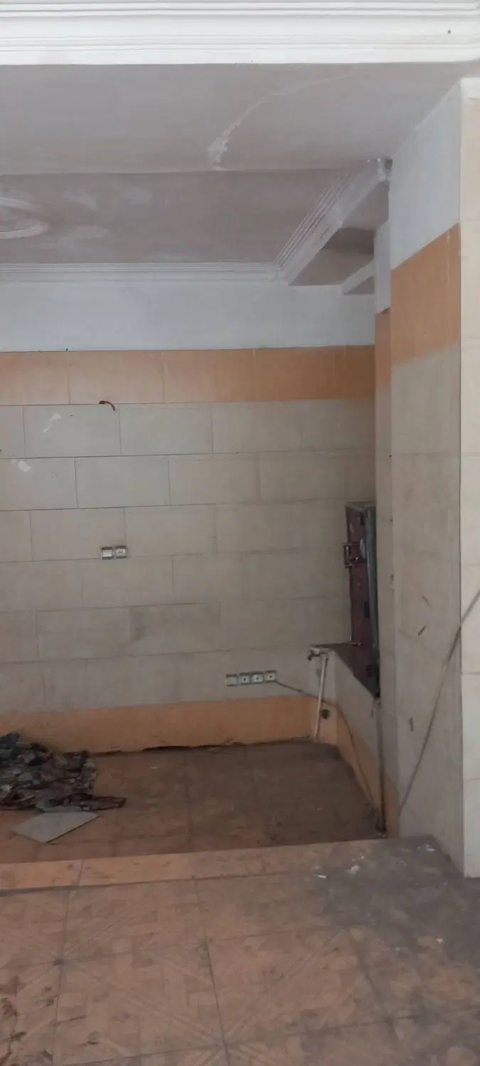 مغازه فروشی
