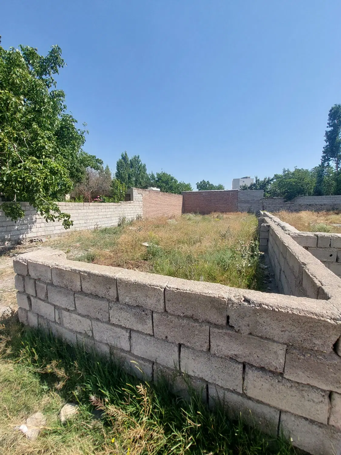 زمین در جاده ساحلی نمین