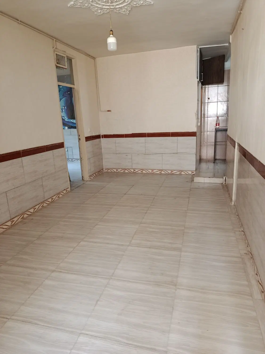 منزل 52 متری بازسازی شده