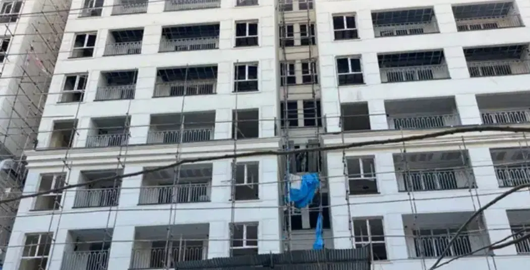 فروش سهام نگین پیروزی