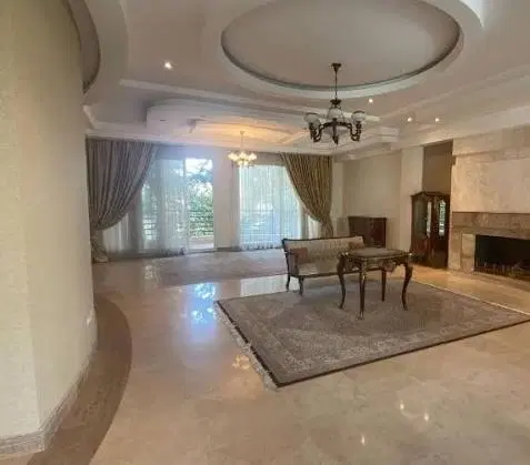 اپارتمان ۸۰متری با پارکینگ و انباری