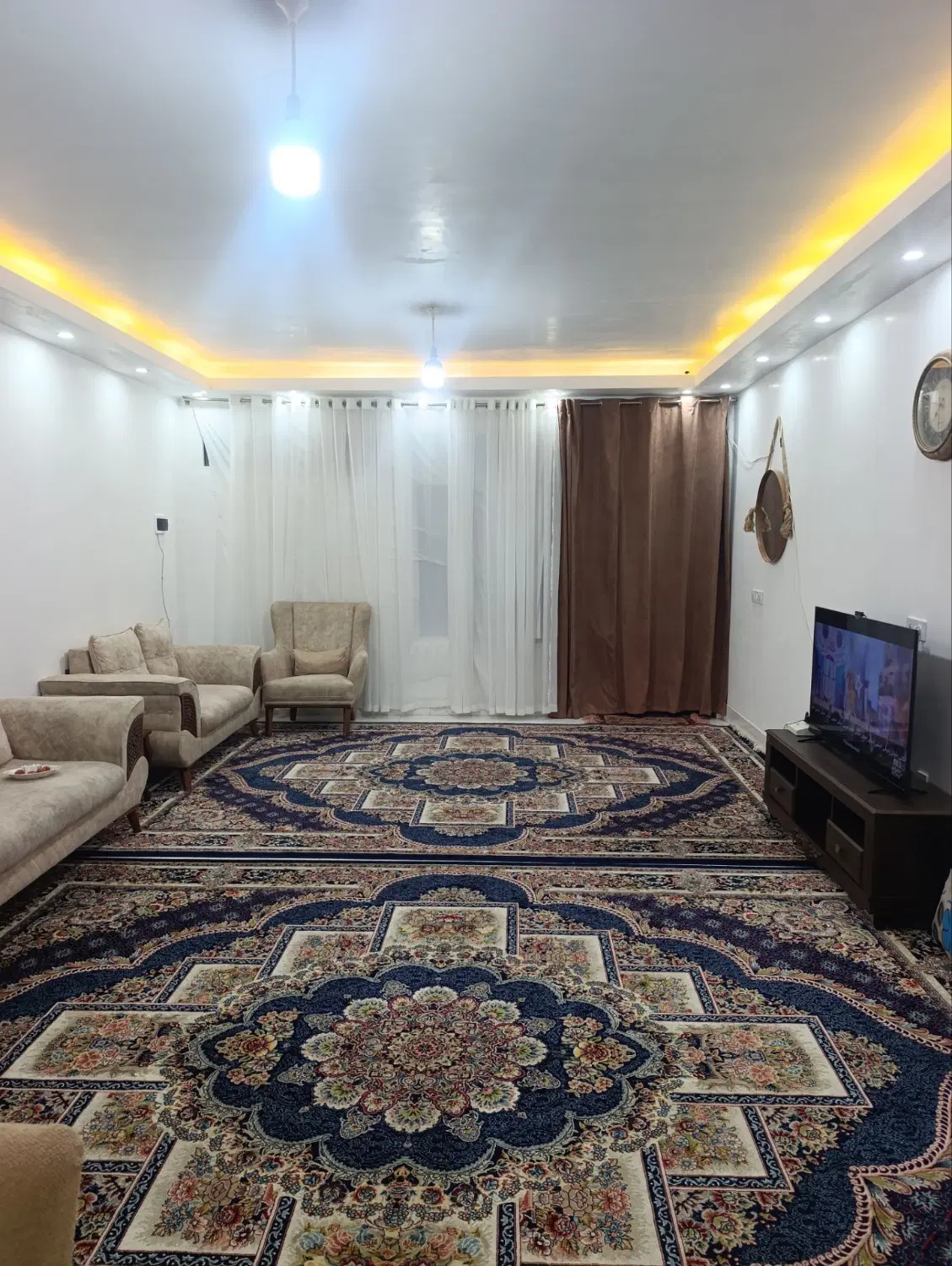 فروش منزل دو طبقه در خیابان مشکینی