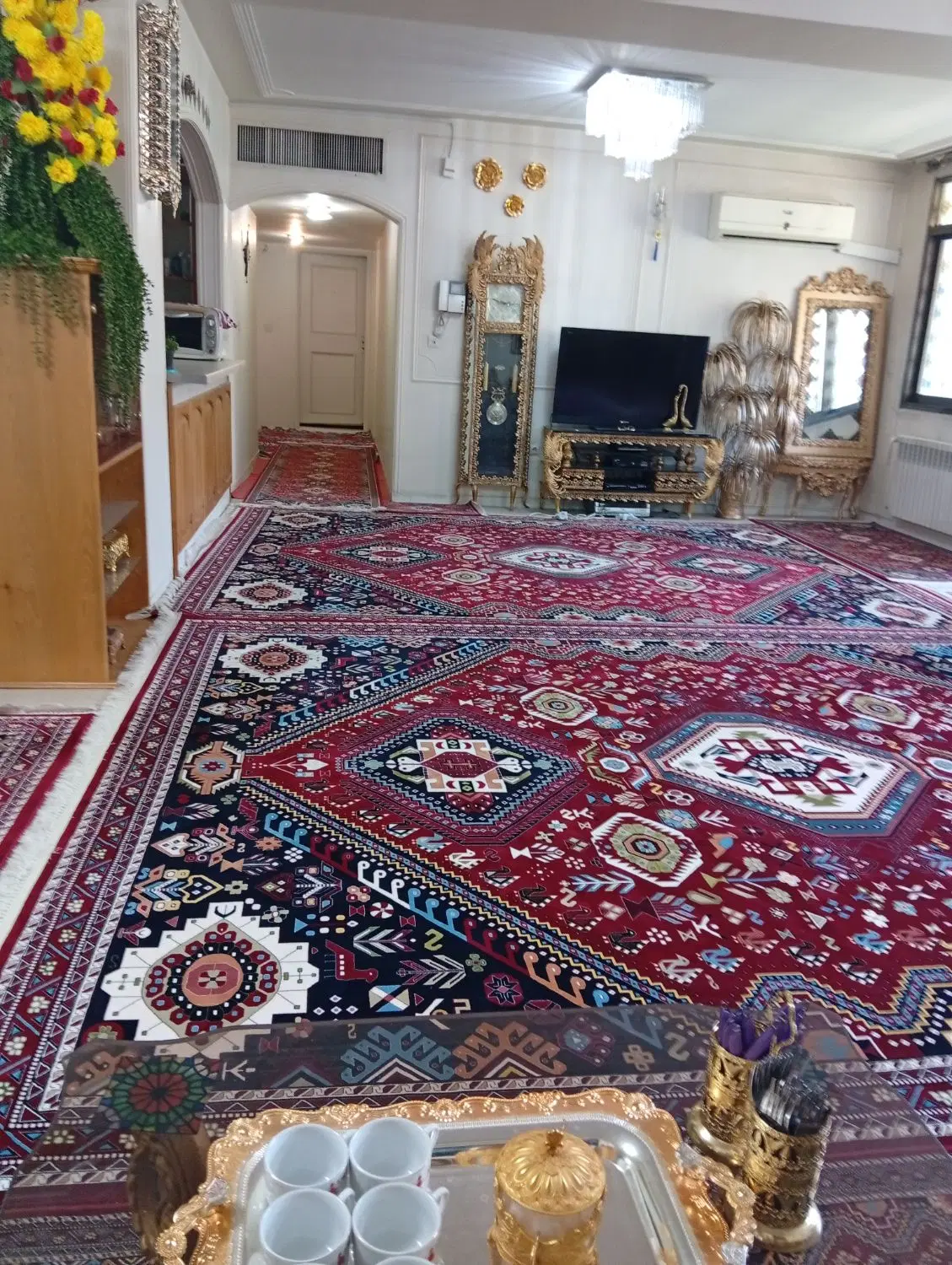 **آپارتمان ۲۱۱ متری بر خیابان اردیبهشت شرقی**