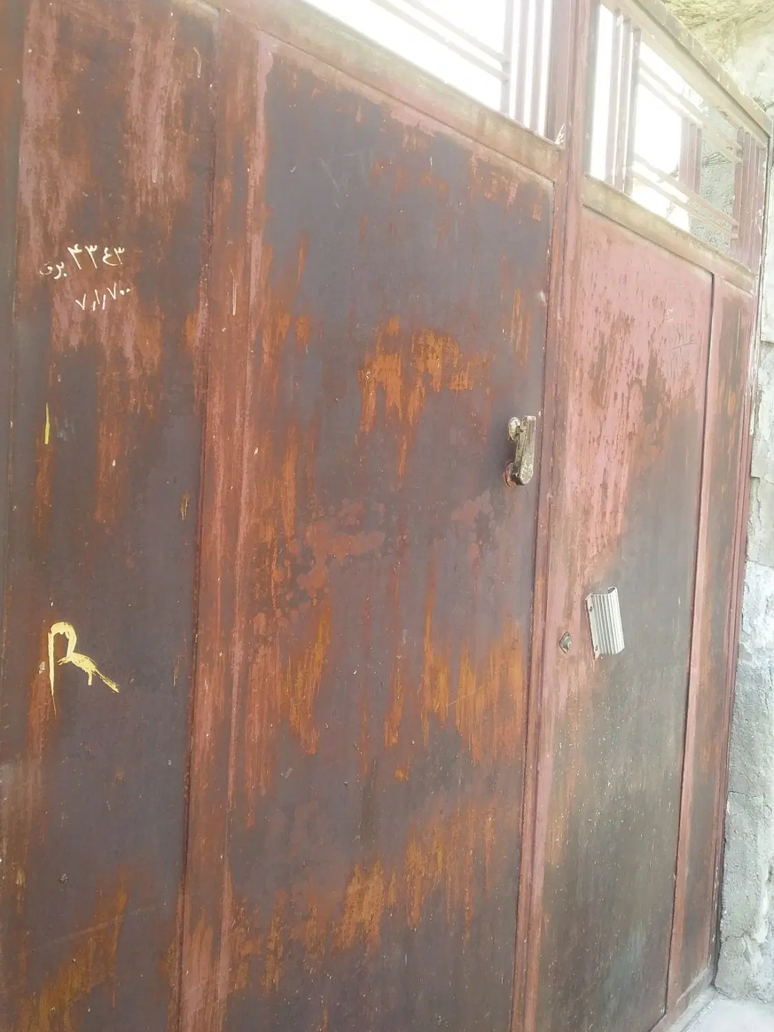 فروش منزل مسکونی خیابان اصلی برق ۲۶۰ متری