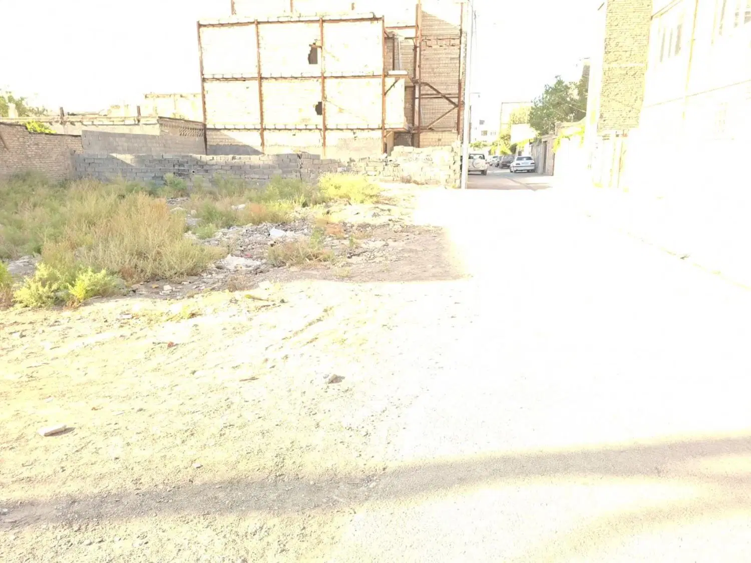 زمین در شاهنامه فردوسی ۴۰۰ متر