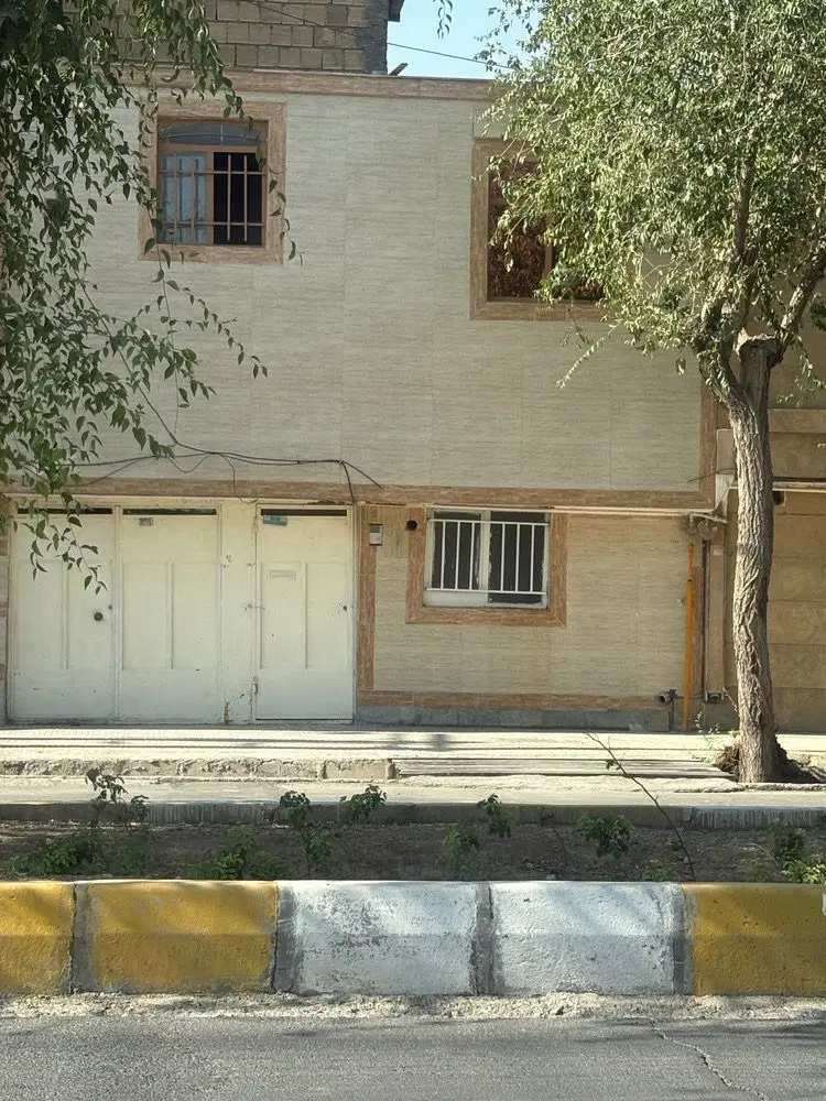 منزل دوطبقه قسمت اول