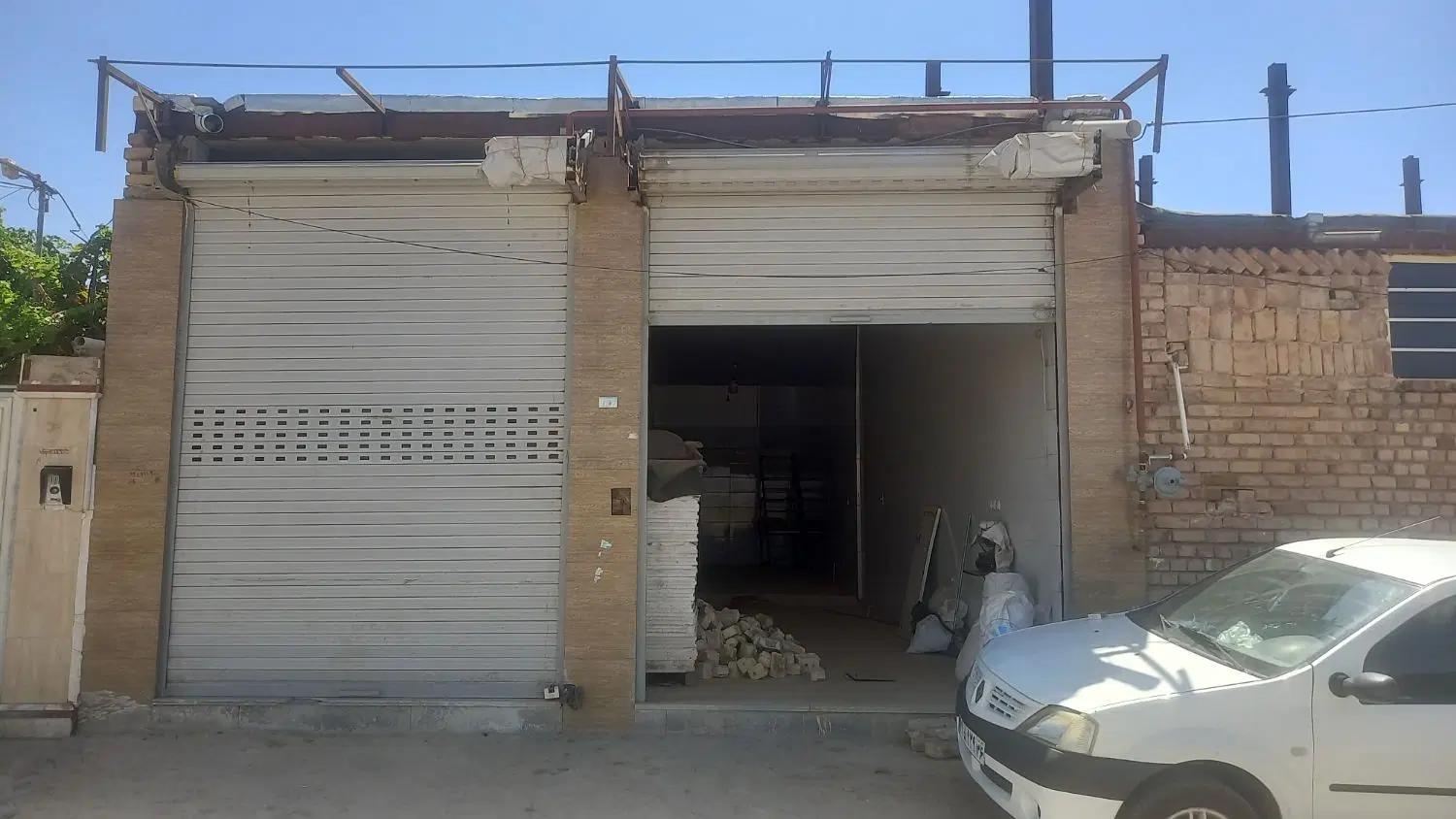 مغازه وکار گاه فروشی