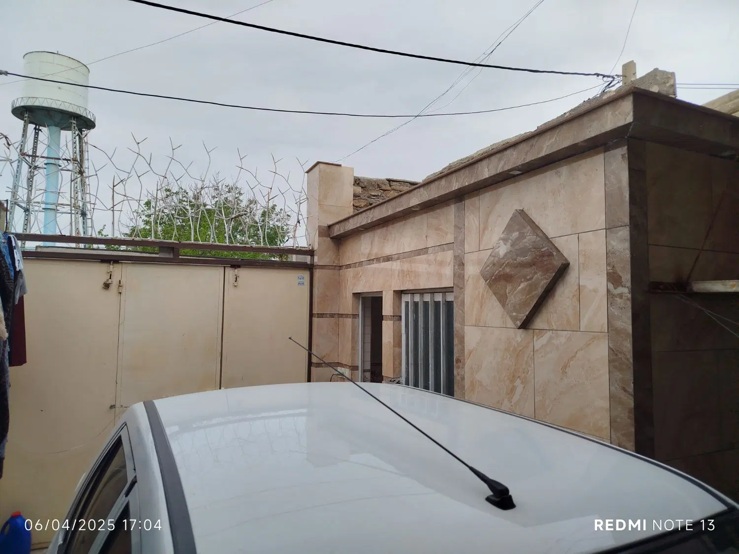 با سلام خانه ویلایی