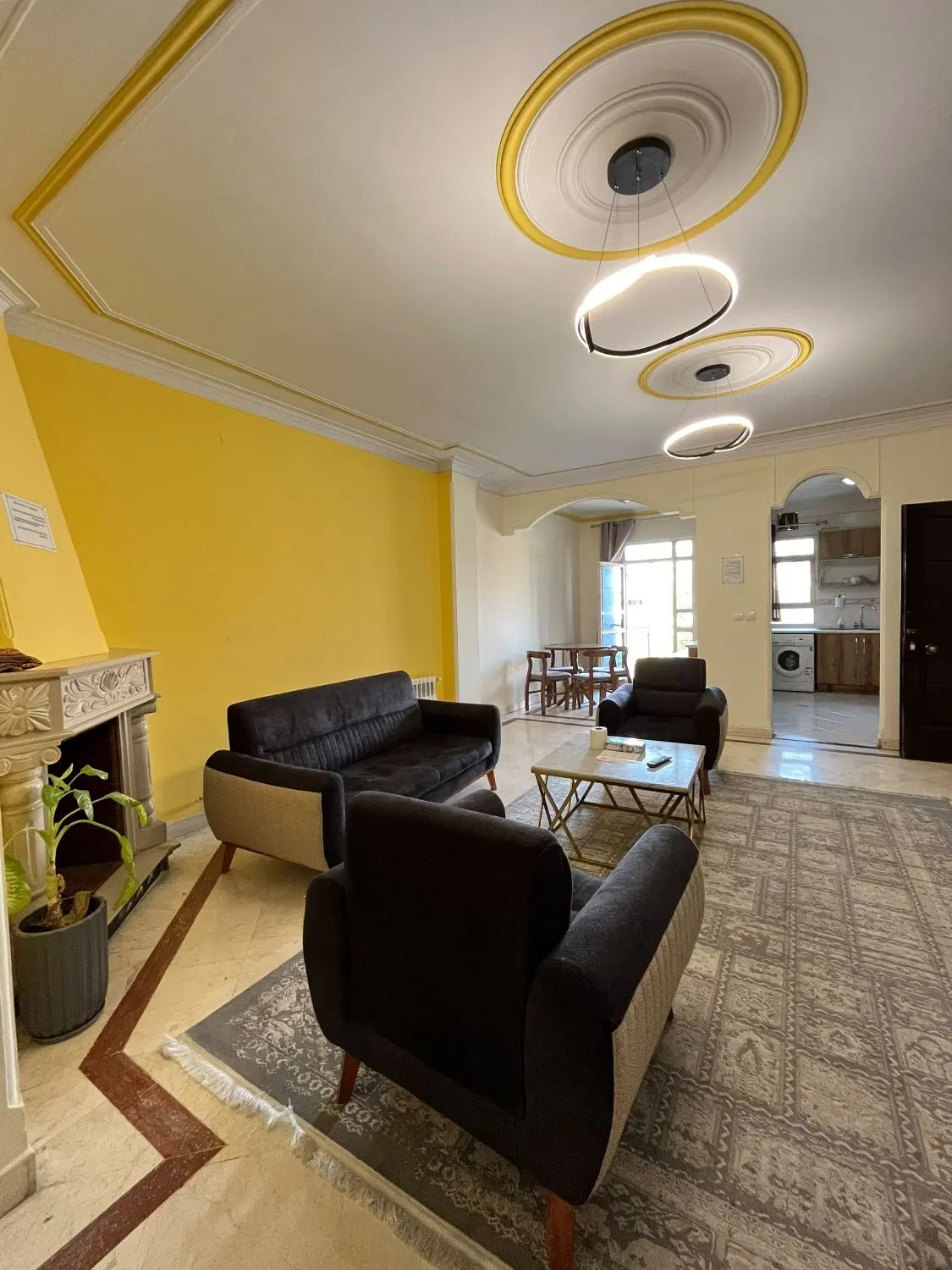 اجاره کوتاه مدت و بلند مدت درفاطمی نزدیک بیمارستان