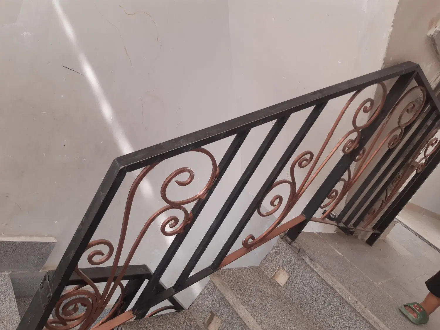 آپارتمان تک واحدی شیک و فوری
