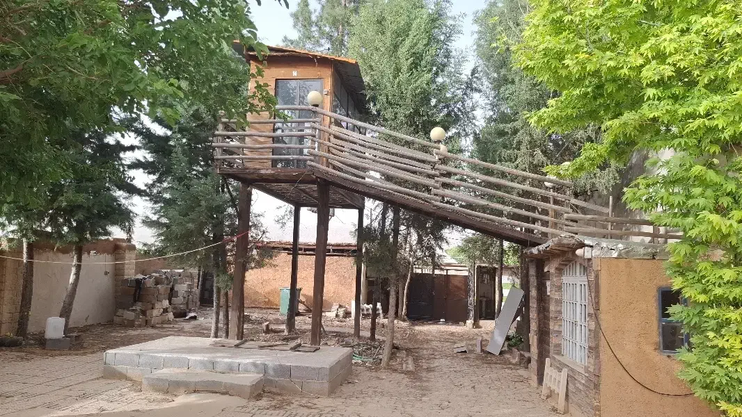 زمین درب ساختمان ۲۵۳ متر