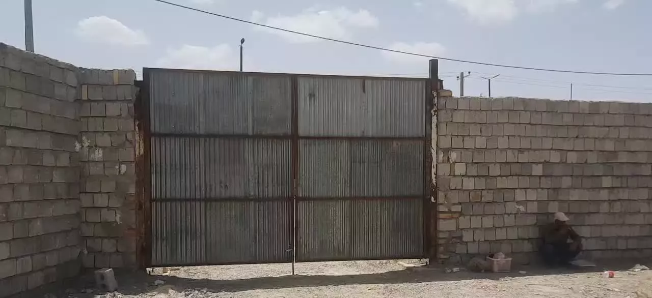 گاراژَ میدان رهبری۲۵۰۰