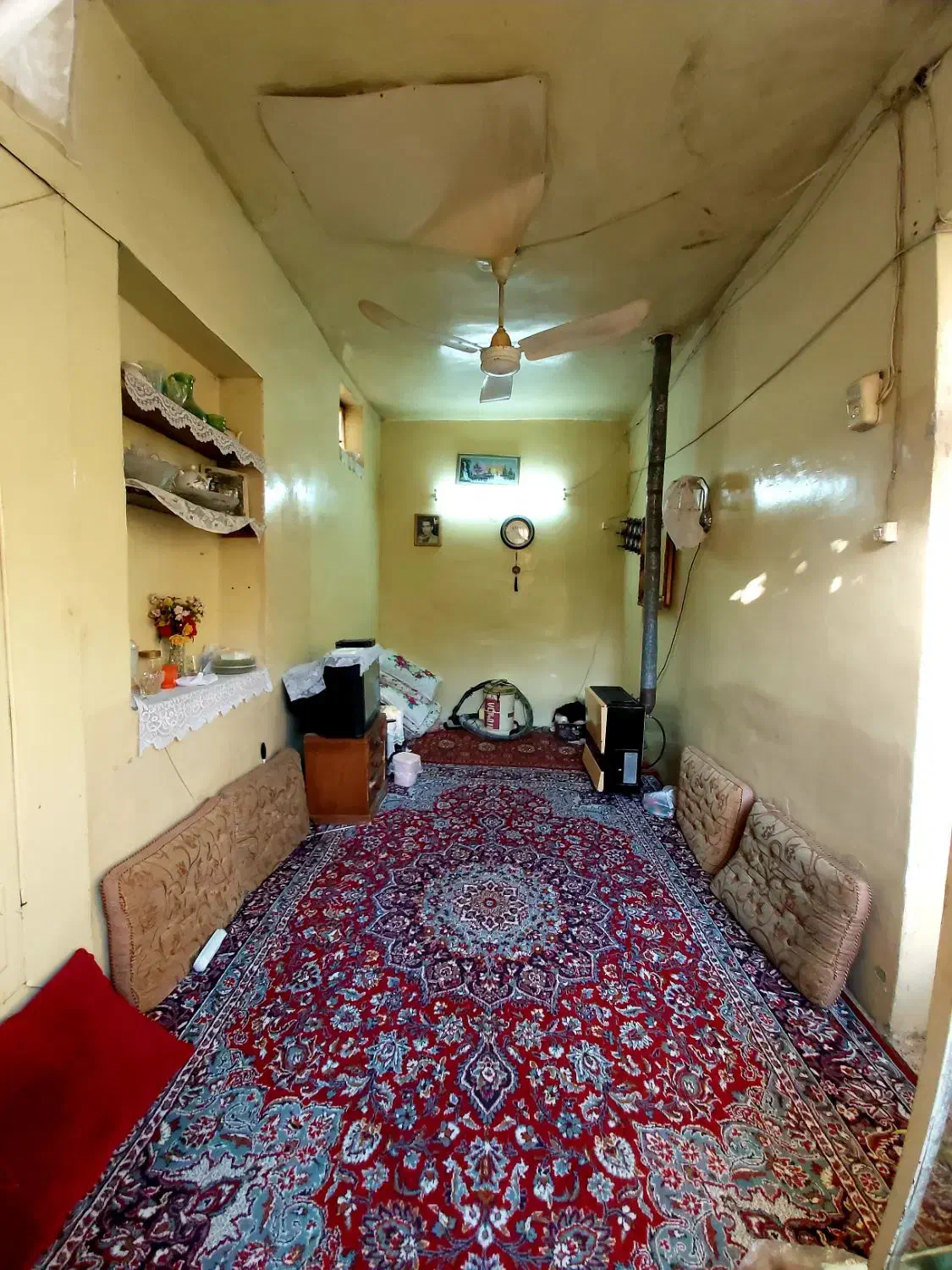 خانه ویلایی ۸۳_۵ متر در خیابان خادمی