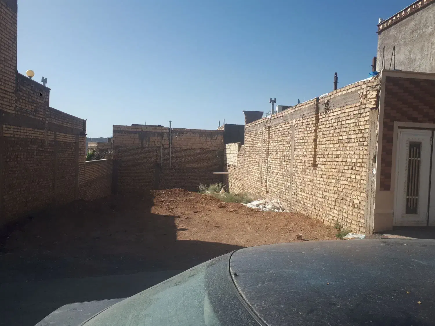 زمین مسکونی فروشی