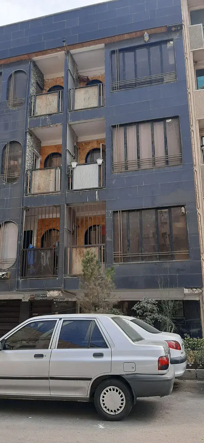 فروش آپارتمان ۶۲متری بلوار ارم سمیه شرقی