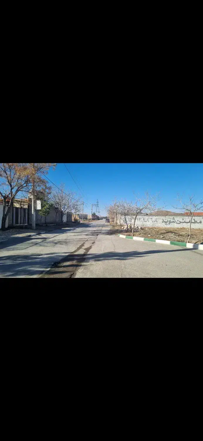 یه قطعه زمین ۵۲۰ متری در ویرانی ۱ دور دیوار
